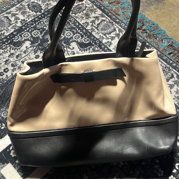 Kate Spade - Picture 3 of 4